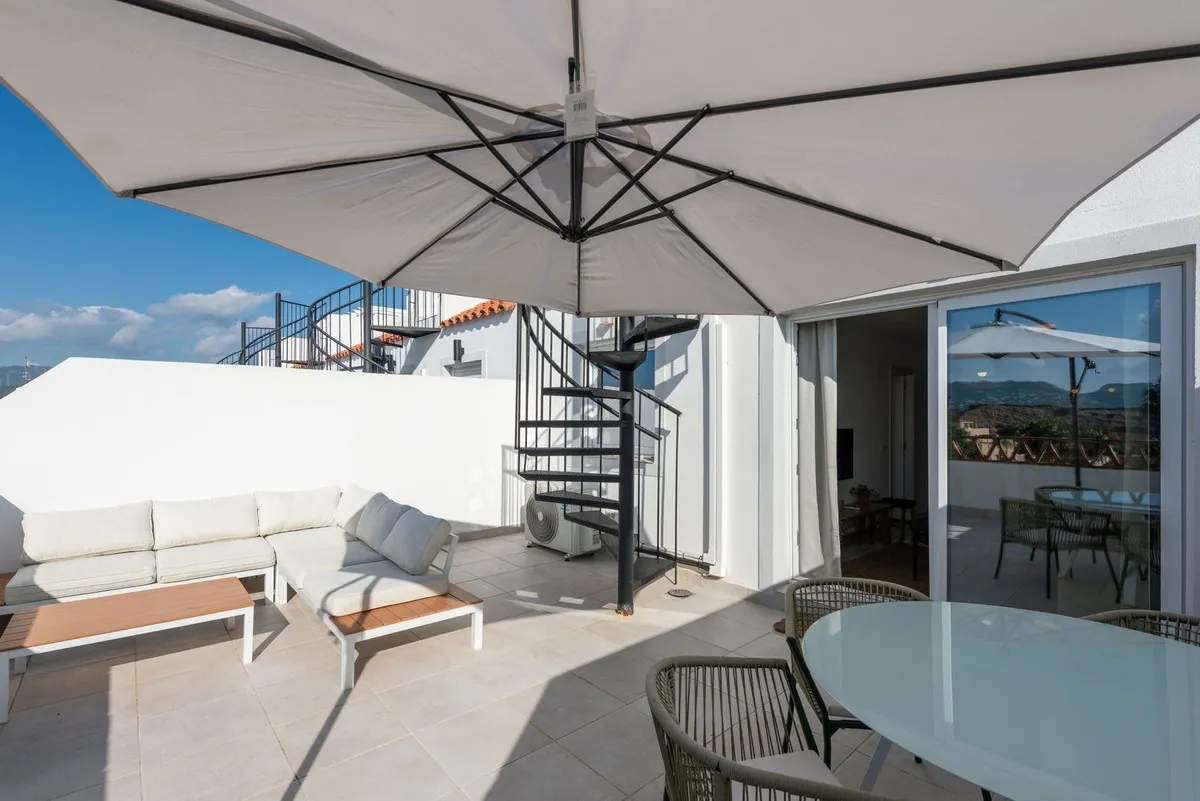 7c3cb1e6-e8e5-4509-a3ca-62521c251c09