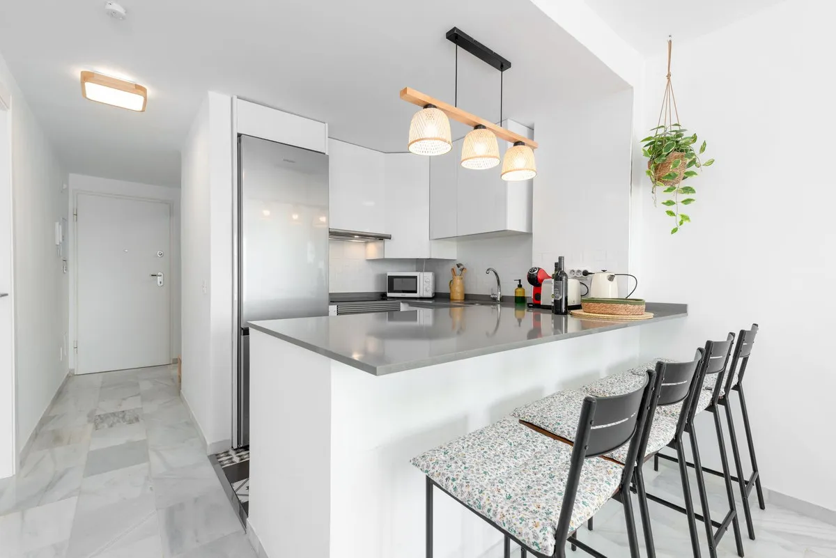 8c21af0b-ac6a-4875-ab1a-76dc22342e4b