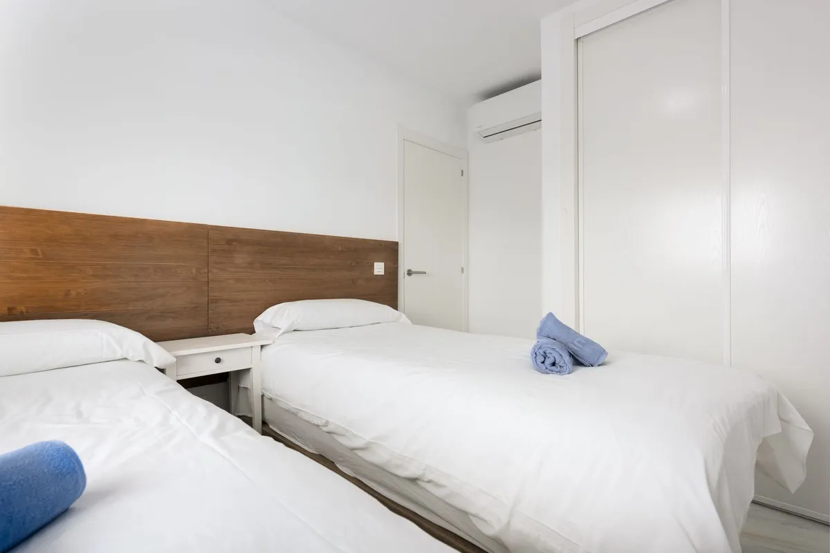 b1e139e2-e724-47f6-b9d5-8cd2d7908f37