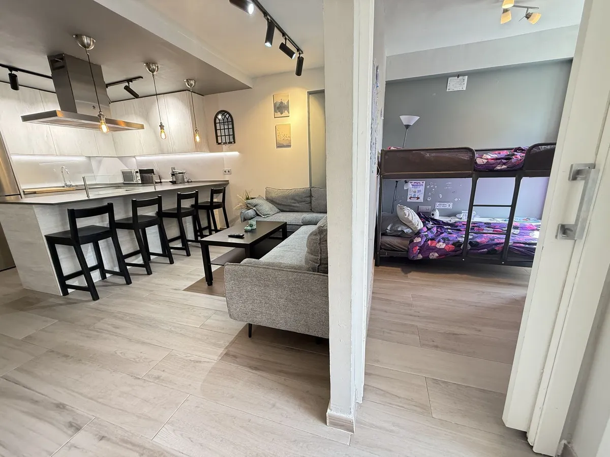 77385ff8-d793-4549-a6ab-0db04aa3f5ae