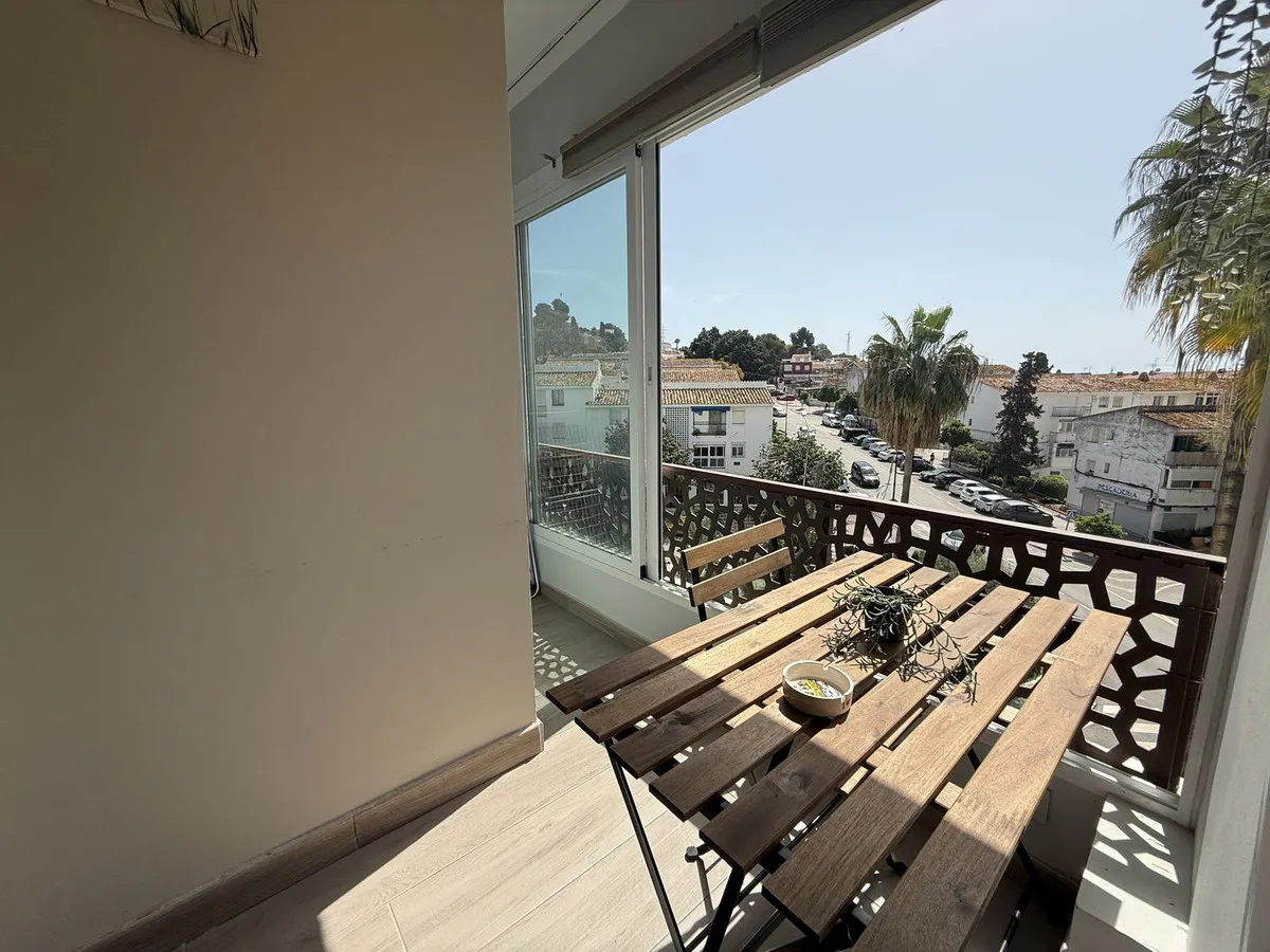 c2819907-06d2-4b72-bad6-88d5cae1a9d0