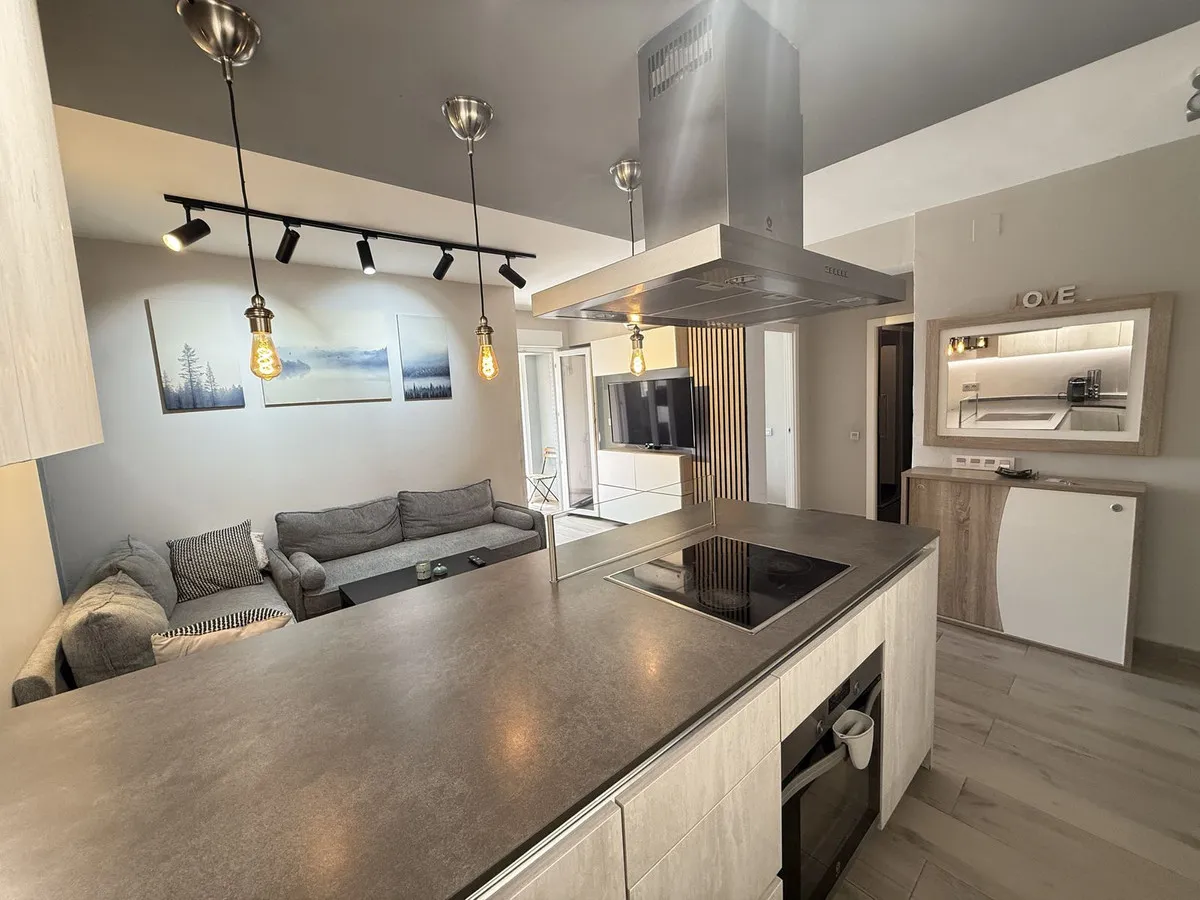 da180f49-6a15-42cb-bee1-9e4edb359dff