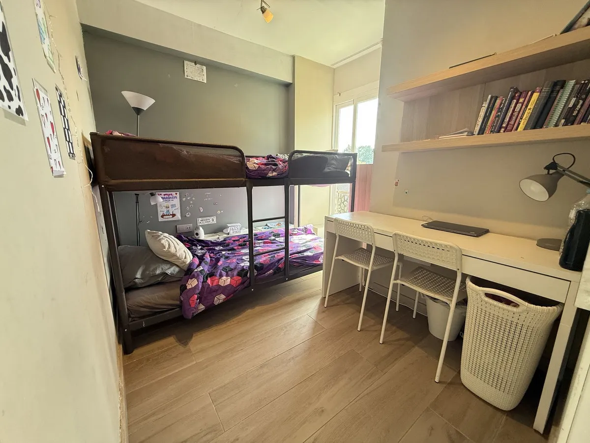 ee563237-8123-4d56-909c-ebd13ca0f967