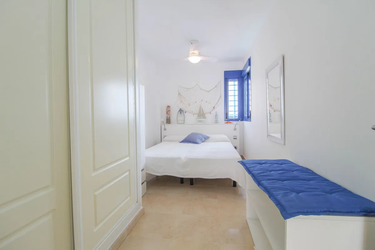 0bd243e9-fe1a-4db5-bbea-27155098707a