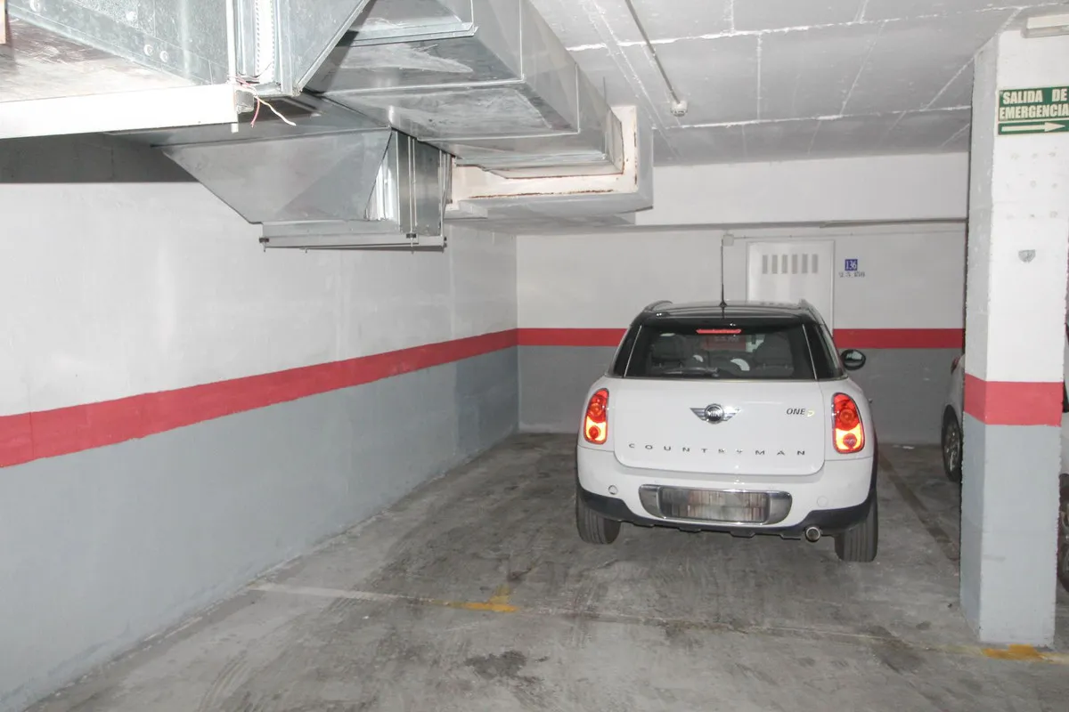 ed0d00cb-afc4-463a-aaa7-fdbe0a3e8f76