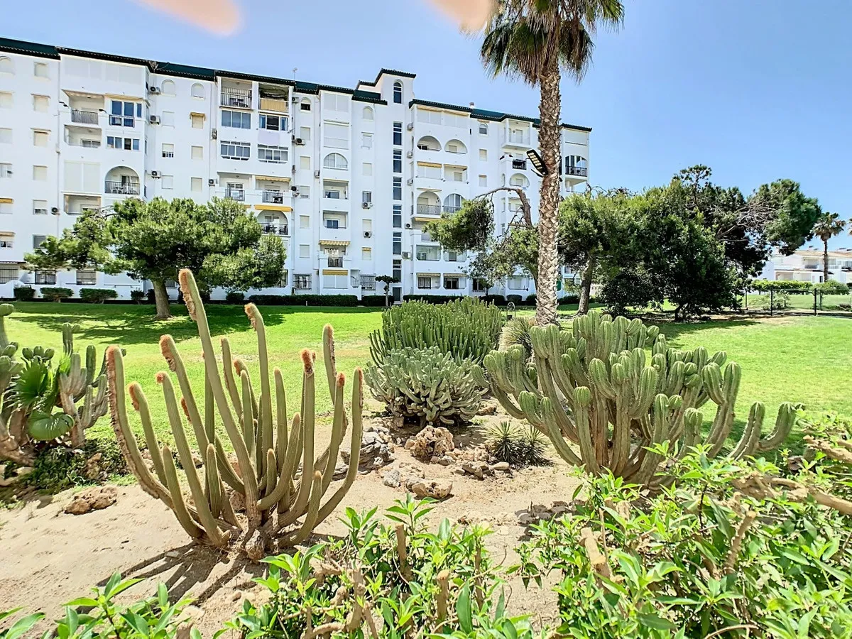 6fbcfea1-fc22-4d78-bd79-e78eeb6300b5