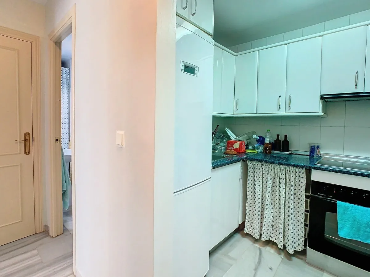 8bbc75f7-b4bc-494d-8499-4036557c4fef