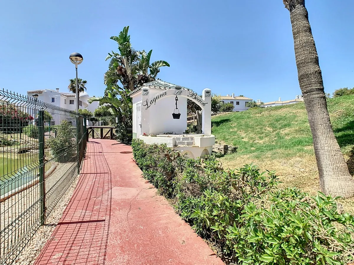 a9fed3ef-6110-48be-bf45-6ba8790d936c