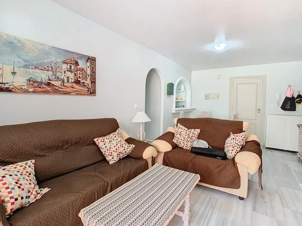 de1351c3-f3b5-43b5-b054-fa933c87358d