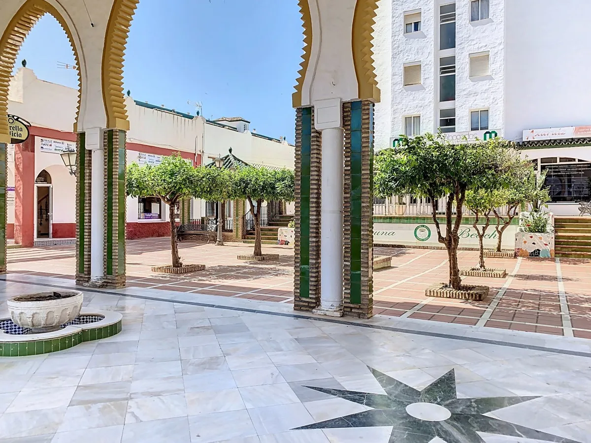 f607f148-18dc-463c-b104-21531bdd9a26