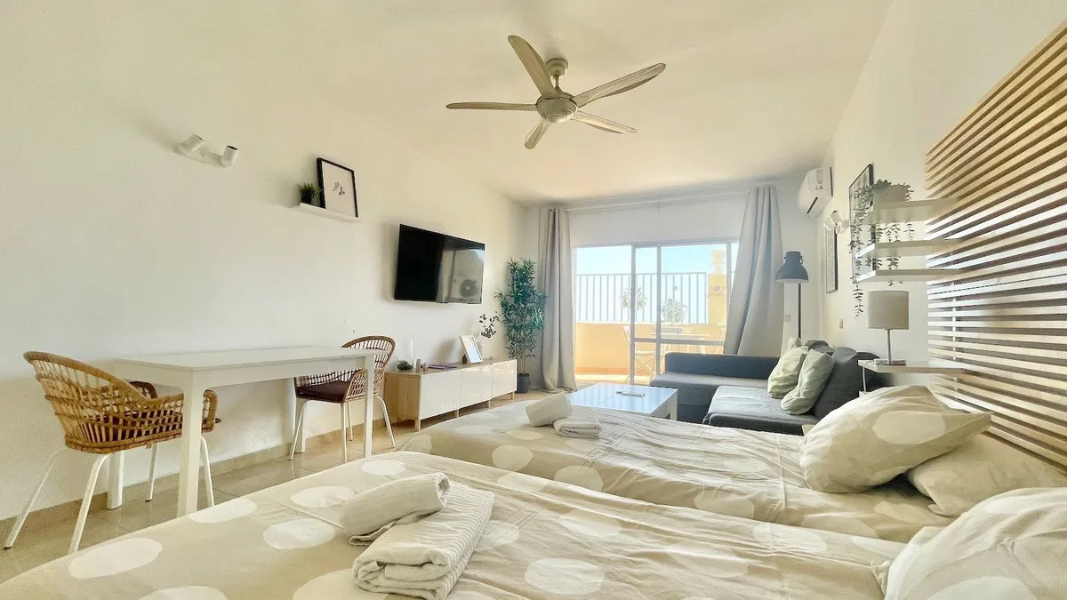 a3242228-768b-4e0e-a215-1fa6ccd7fa6a