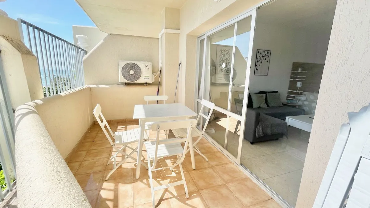 ae122bde-b583-4215-89d7-c7f2a5568ea3