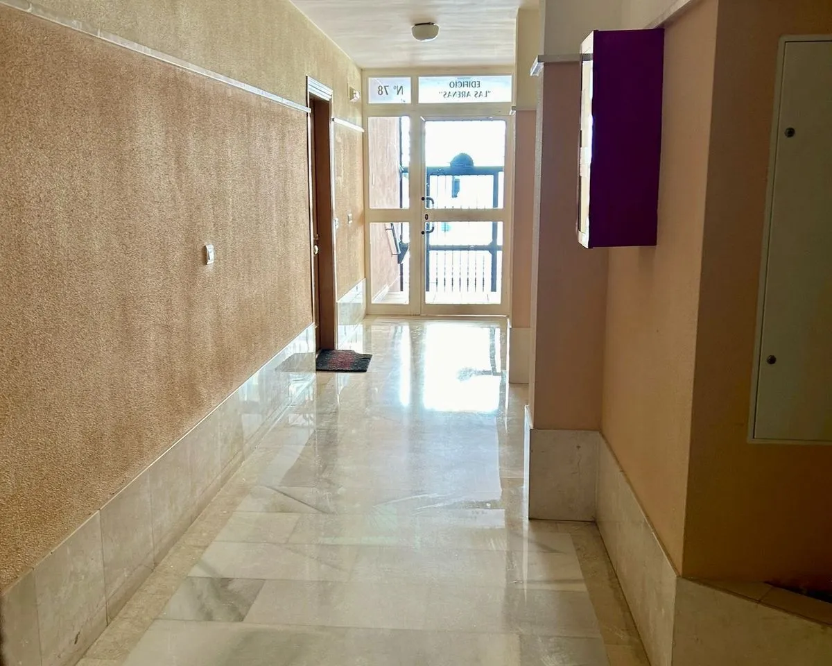 9ce9c098-b2c9-4314-a286-b904b4f82585