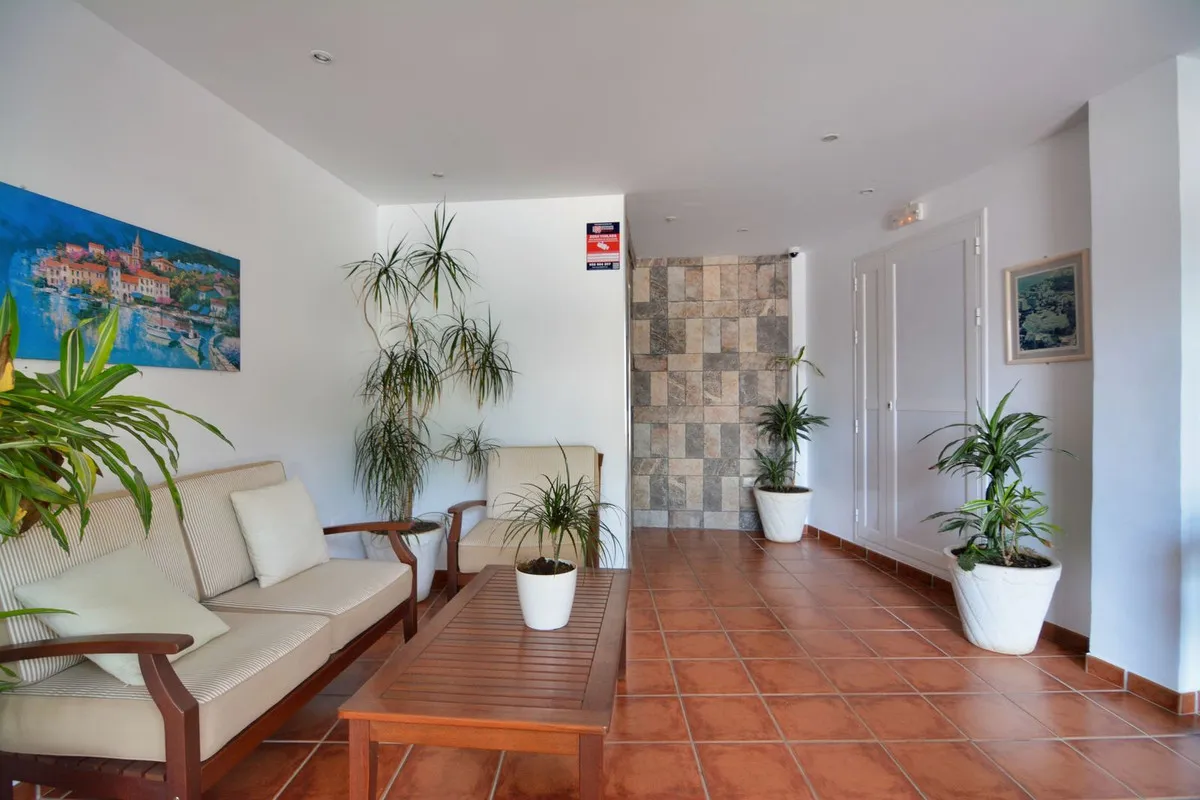 bef96c09-885d-4a6f-b45d-9cc5d71d9f20