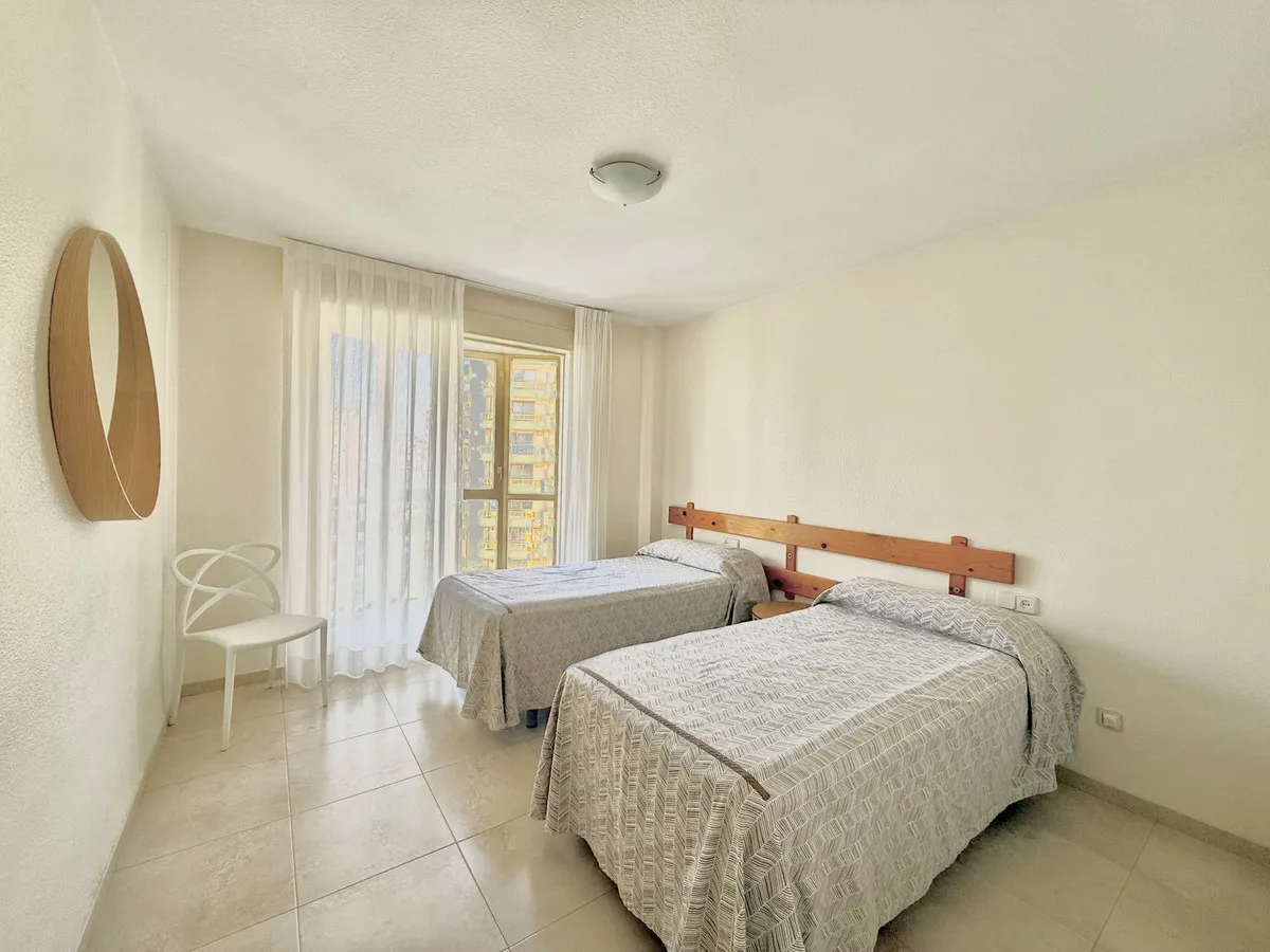 dbe50720-4344-4e89-8e51-fee25740d285