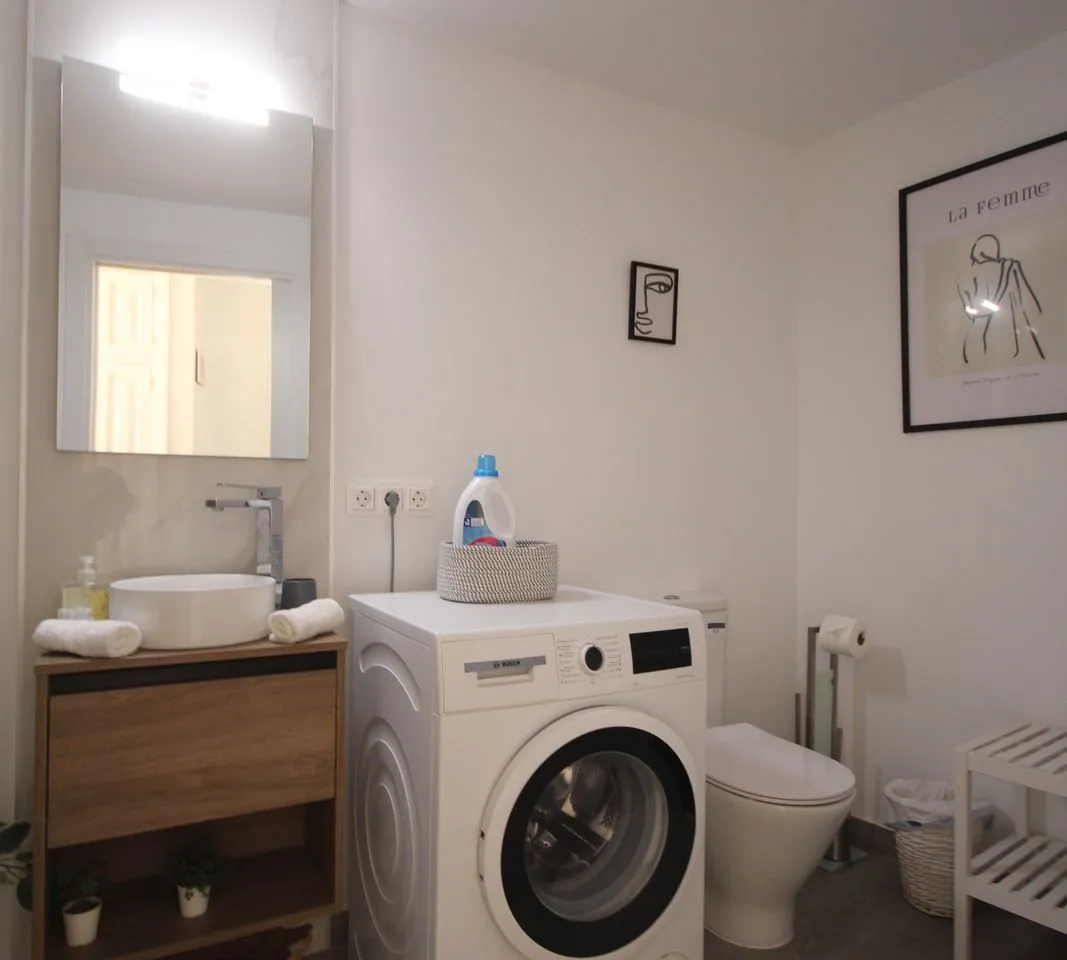 bd2b5e1b-f088-4a99-9cc0-0aa60fe45132