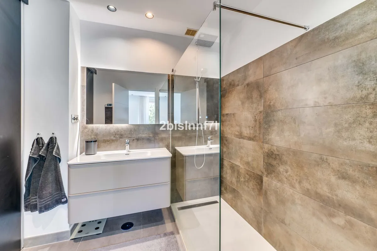 60d4a54e-4495-40f3-85a9-814a582fba44