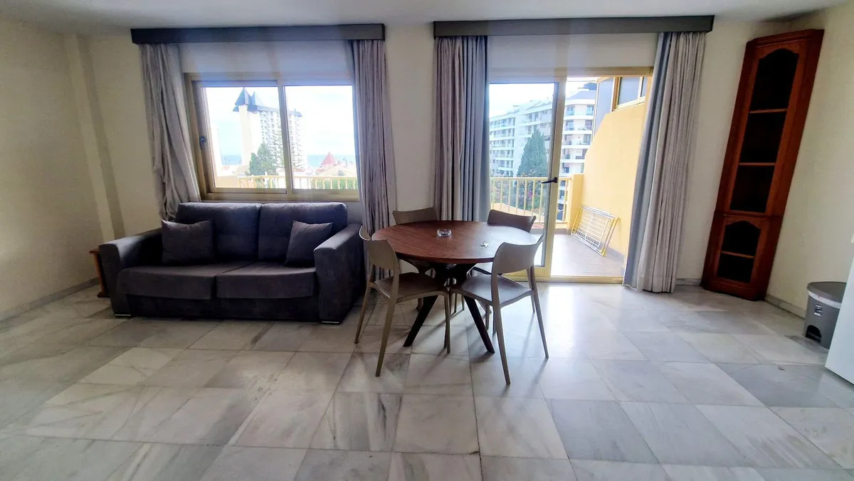 3f1d9e41-f251-42d7-8ecb-a3cd8a484307