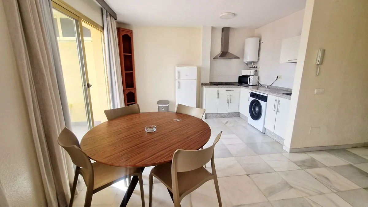 e385ce6b-c583-48d8-be9a-5c0db3600f03