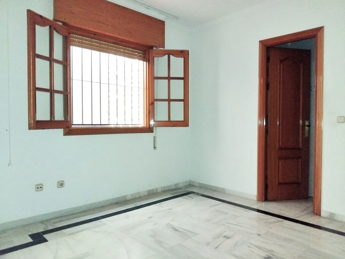 eb21f18e-ec58-441c-b123-152832489bcc