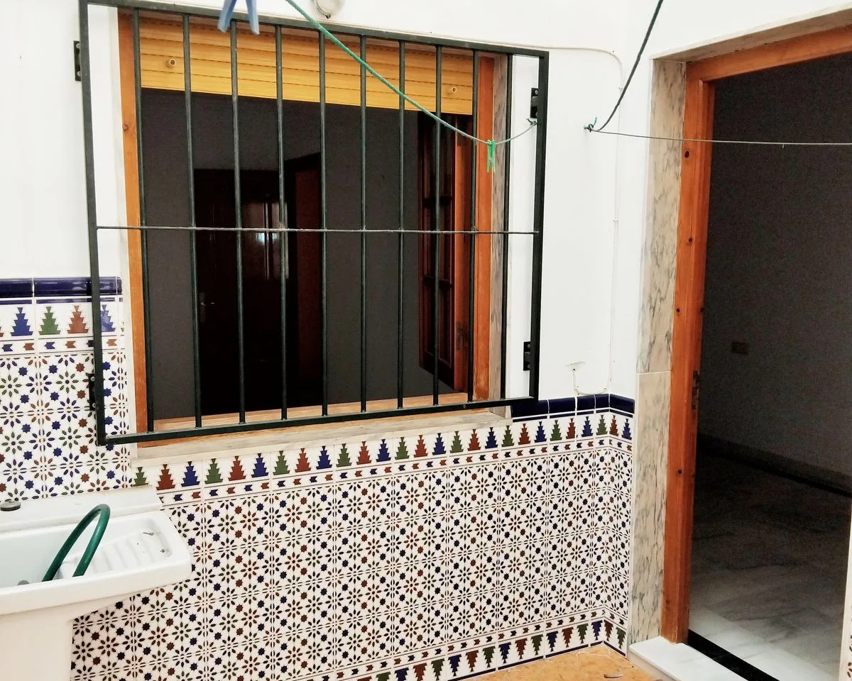 edc4debc-f6e8-41ea-8bae-3c7a9c1e0d53