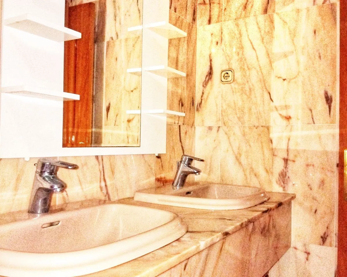 faaf06b7-9beb-446c-9010-a397ae99f183