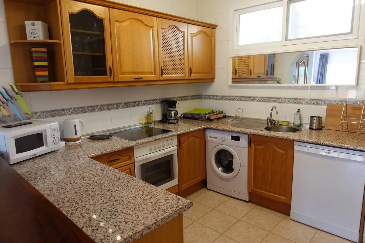 fc7dfe94-eae4-4e5c-9039-8592dbc0fc05