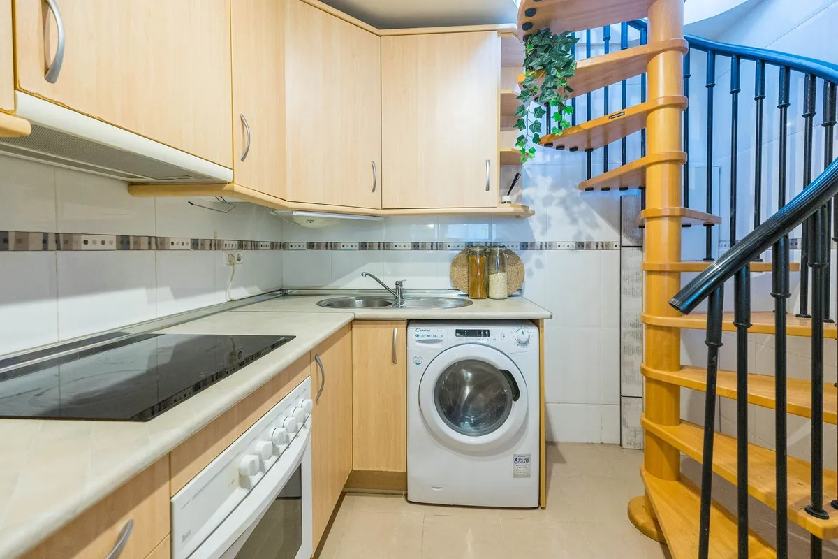 d38d16c0-04a3-48d3-8c1f-36022c12394f