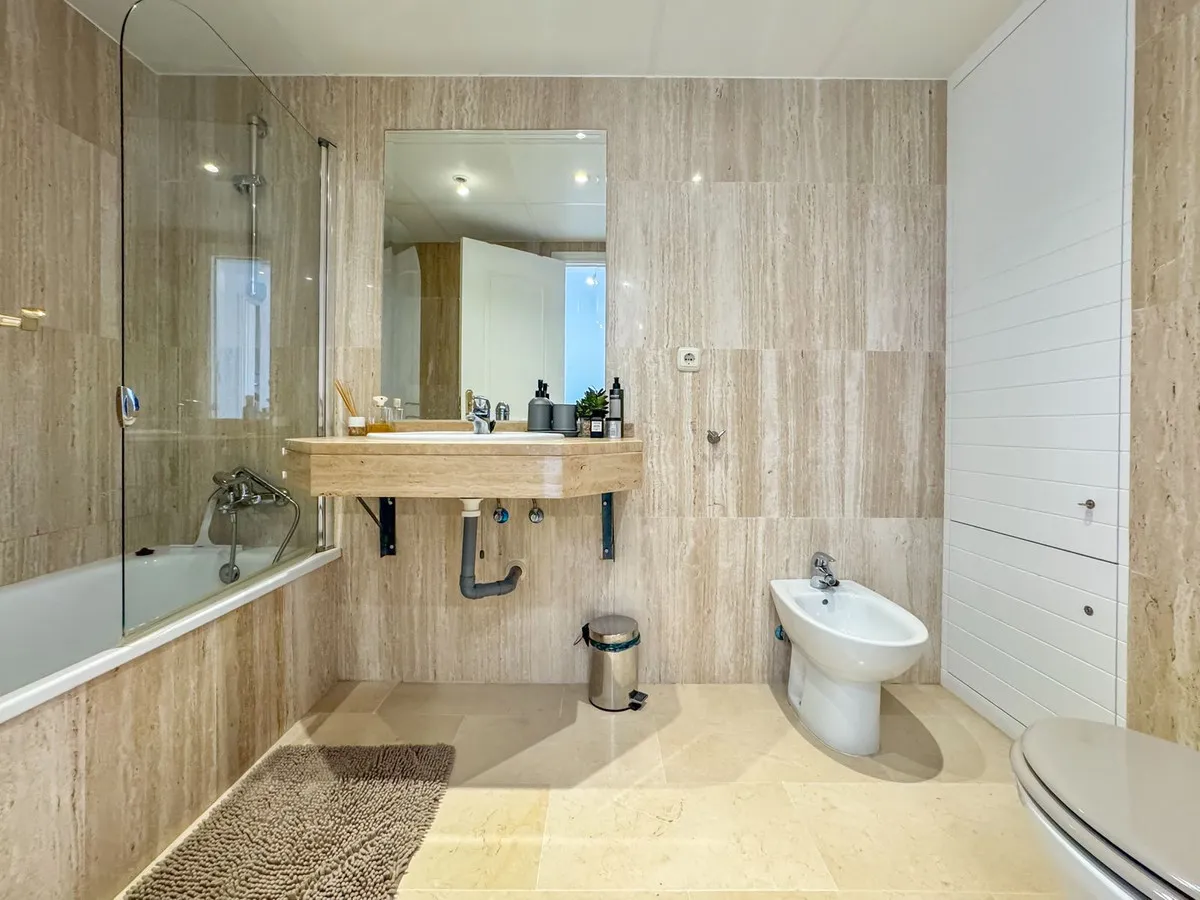 7a4224ac-d919-40cb-ba39-aecd2cbe35a5