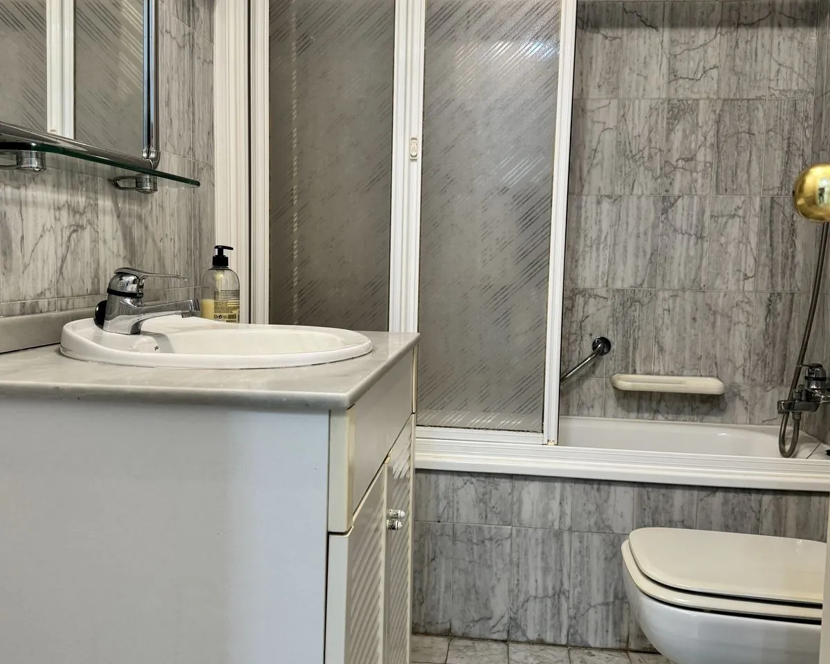 35cc9e7b-5159-49b6-baf5-5b643e4adfa2