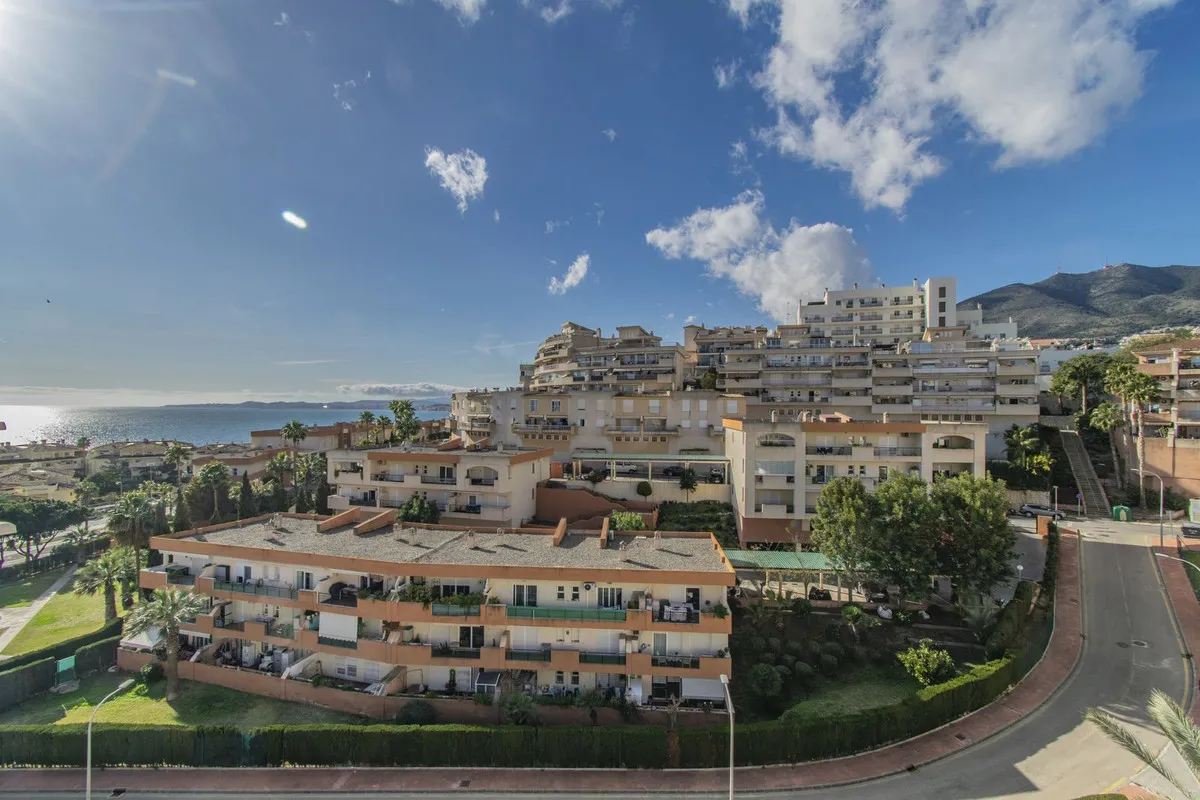 08e18d91-22cd-4e06-aa1b-c49cabdd1ce1