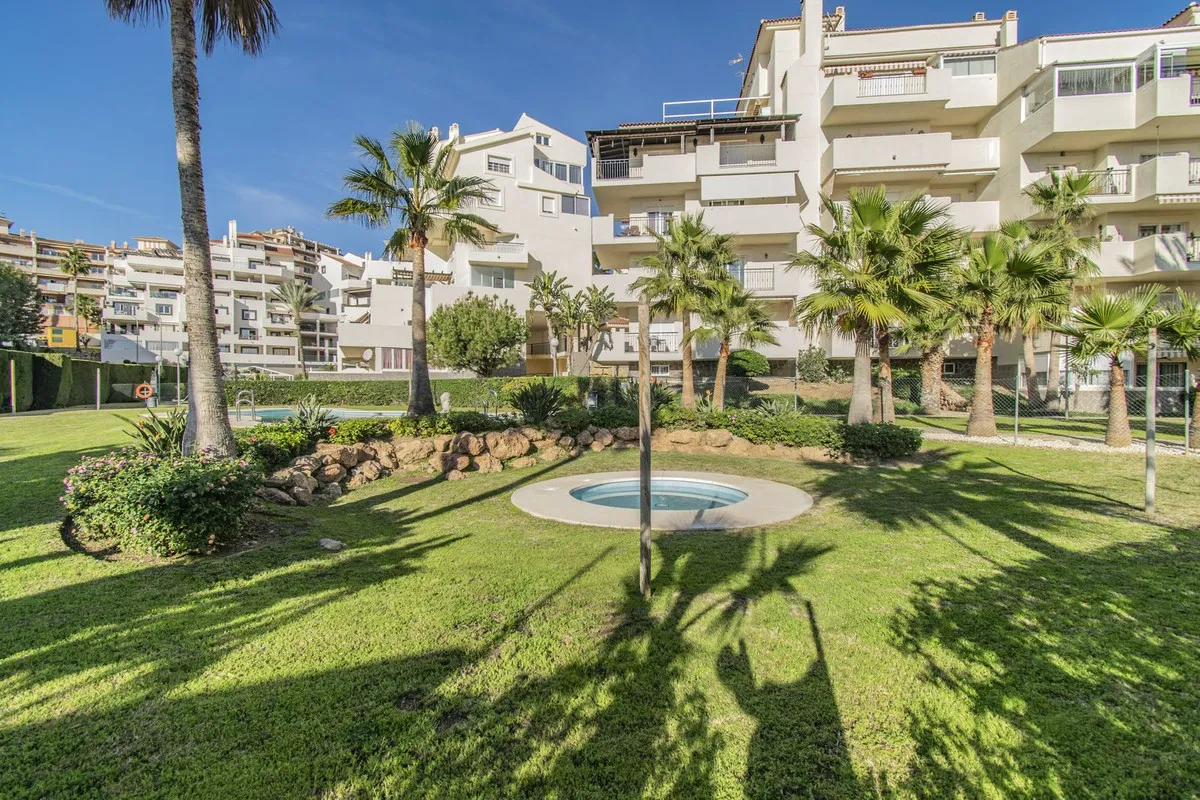 0c1b9639-d6c4-4a58-967a-62f859d3aef2