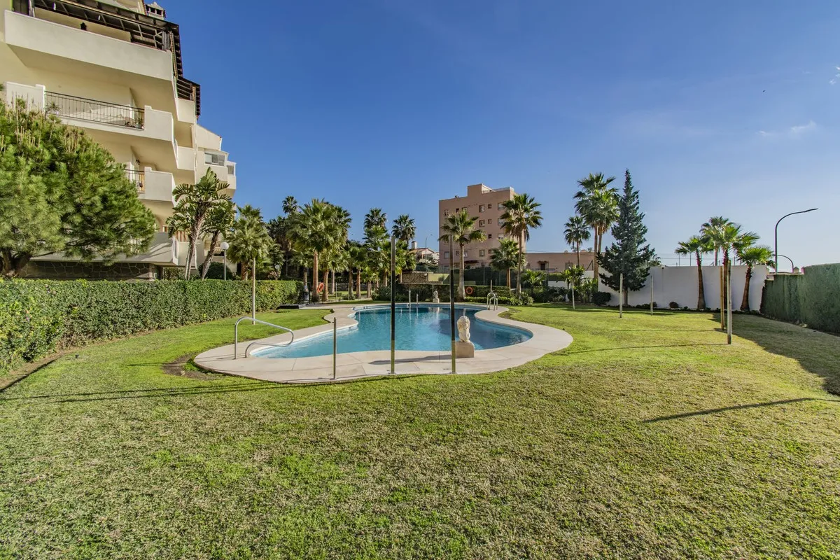 26394960-590a-45bc-a663-3a7c856b76df