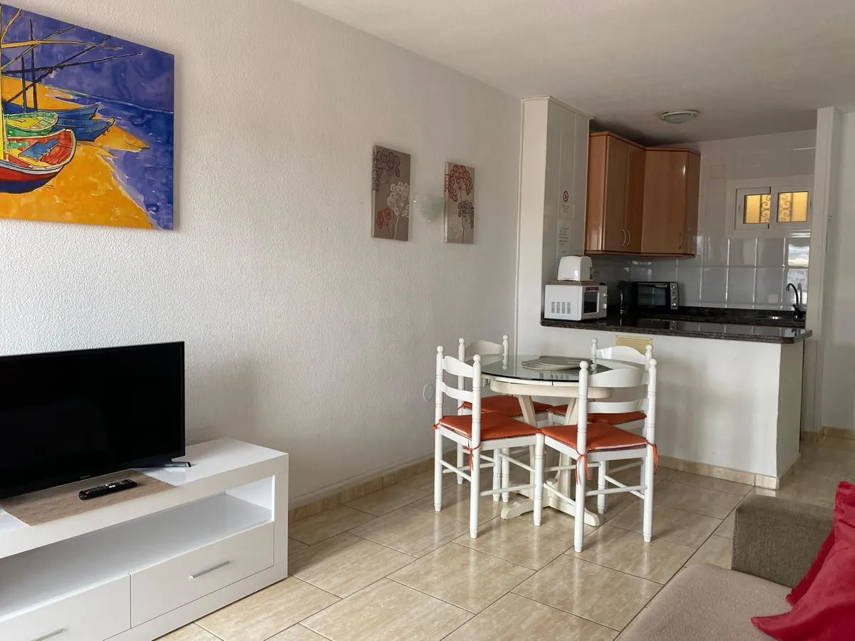 7068c947-da2c-44c1-a601-8e73065ef3c2