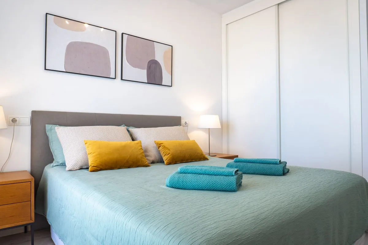 14ef8945-5347-4df8-b832-2c2bc587dfd7