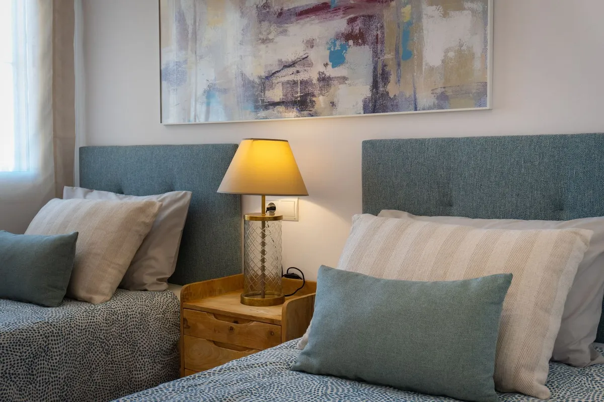 58ba9bc8-36f5-4822-8a81-dd86a1052088