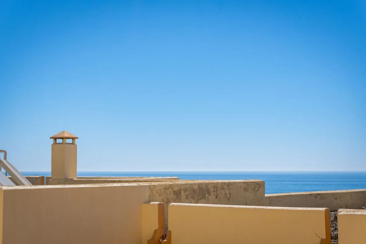 76354603-5f09-410f-abc2-633bee3d5001