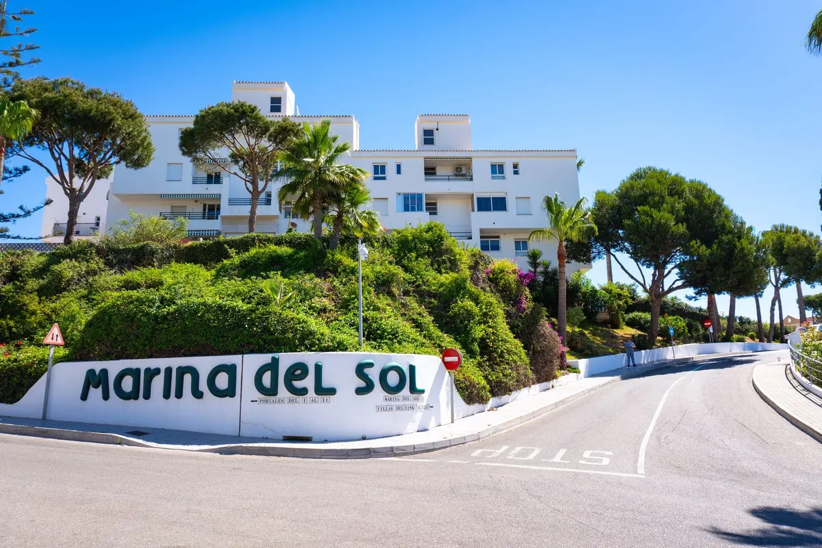 d70c2f94-7ef4-4121-a2a6-0a0921b9c2da