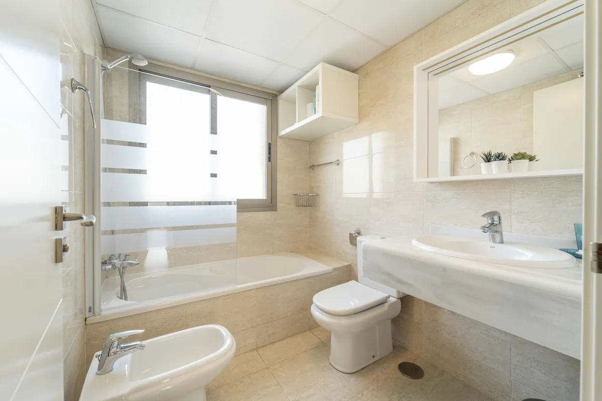 13472786-298c-4515-92c6-3258bad5ae63