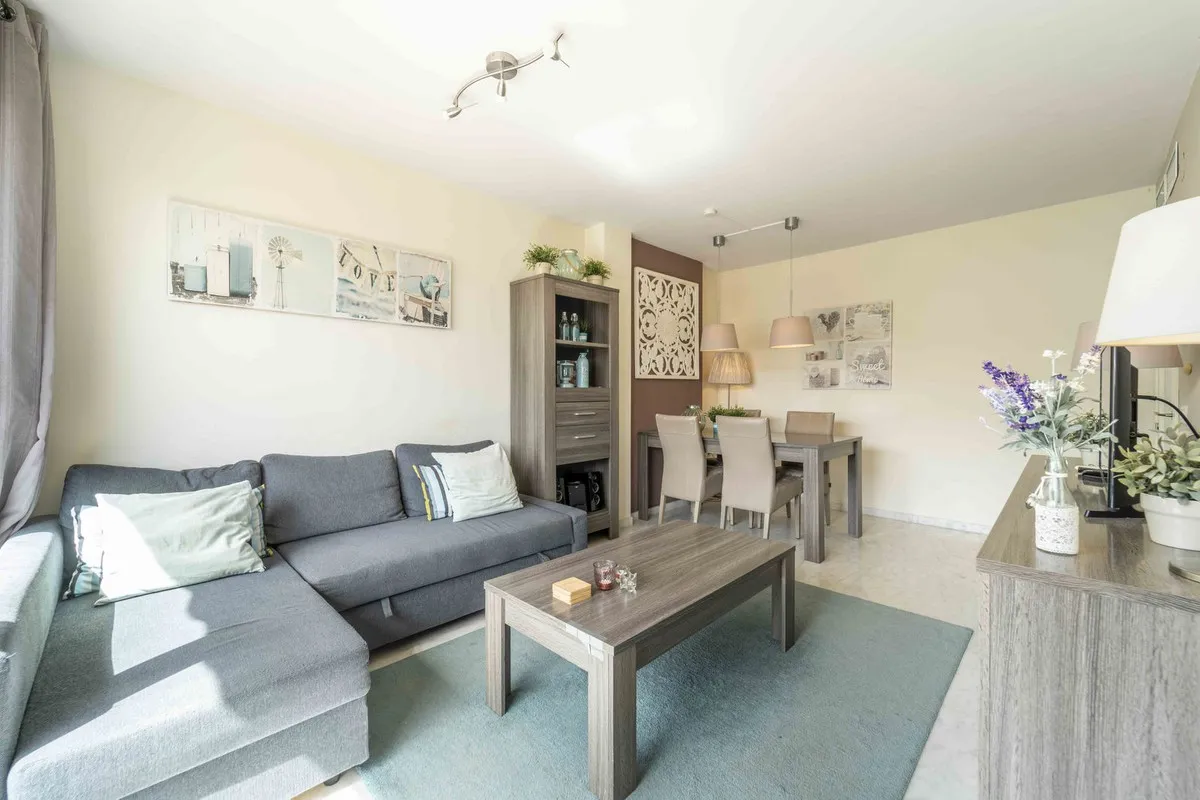 d100e68b-b7b3-40bd-90c2-493de0463e31