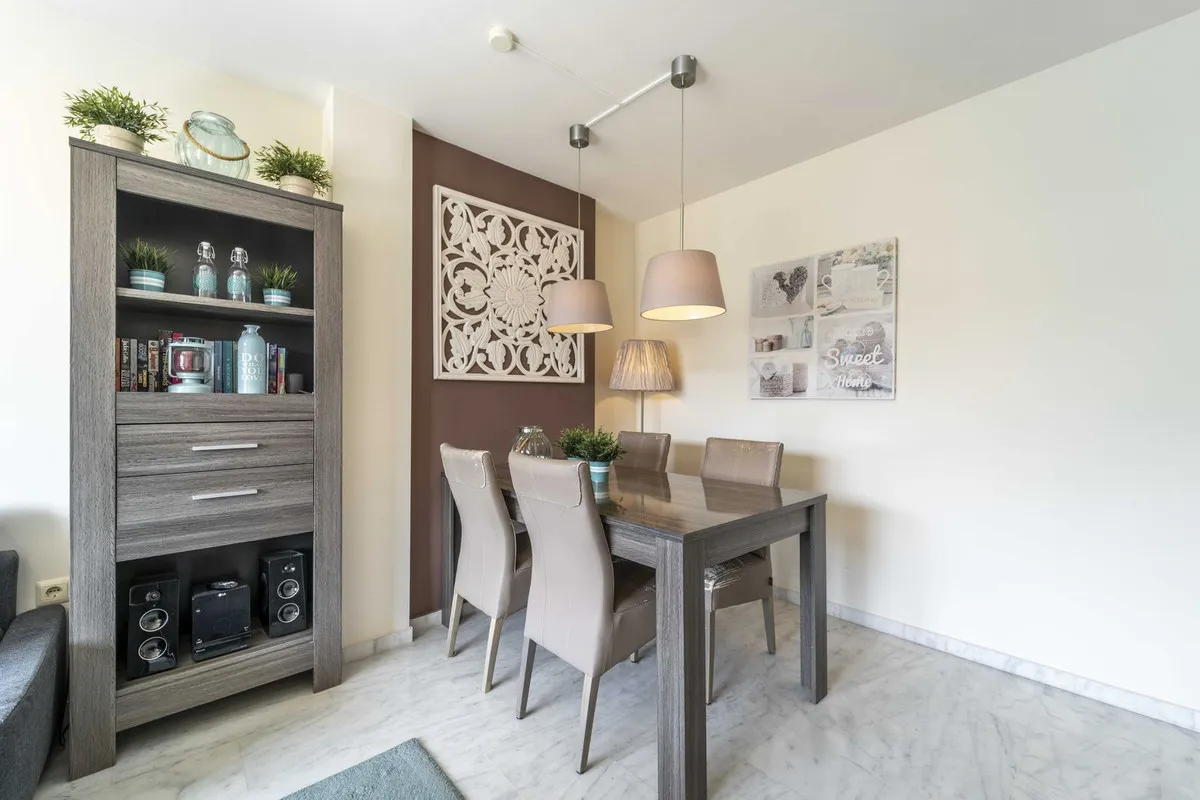 da5684de-cf68-4614-9cd3-4d8cf175148d