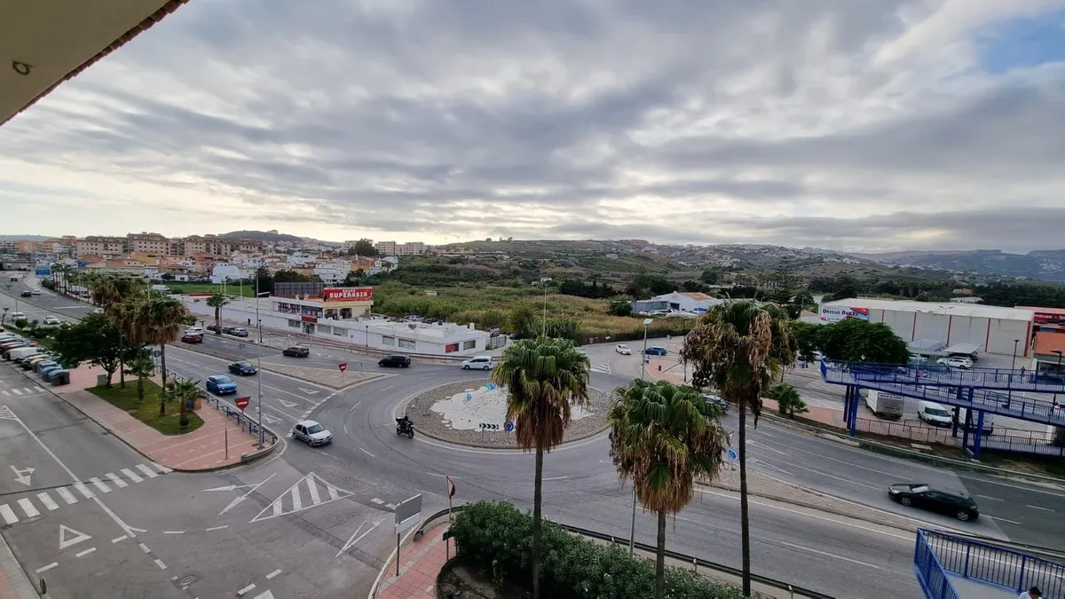 d56fee61-4b22-42e6-ab18-cb5161fa9d15