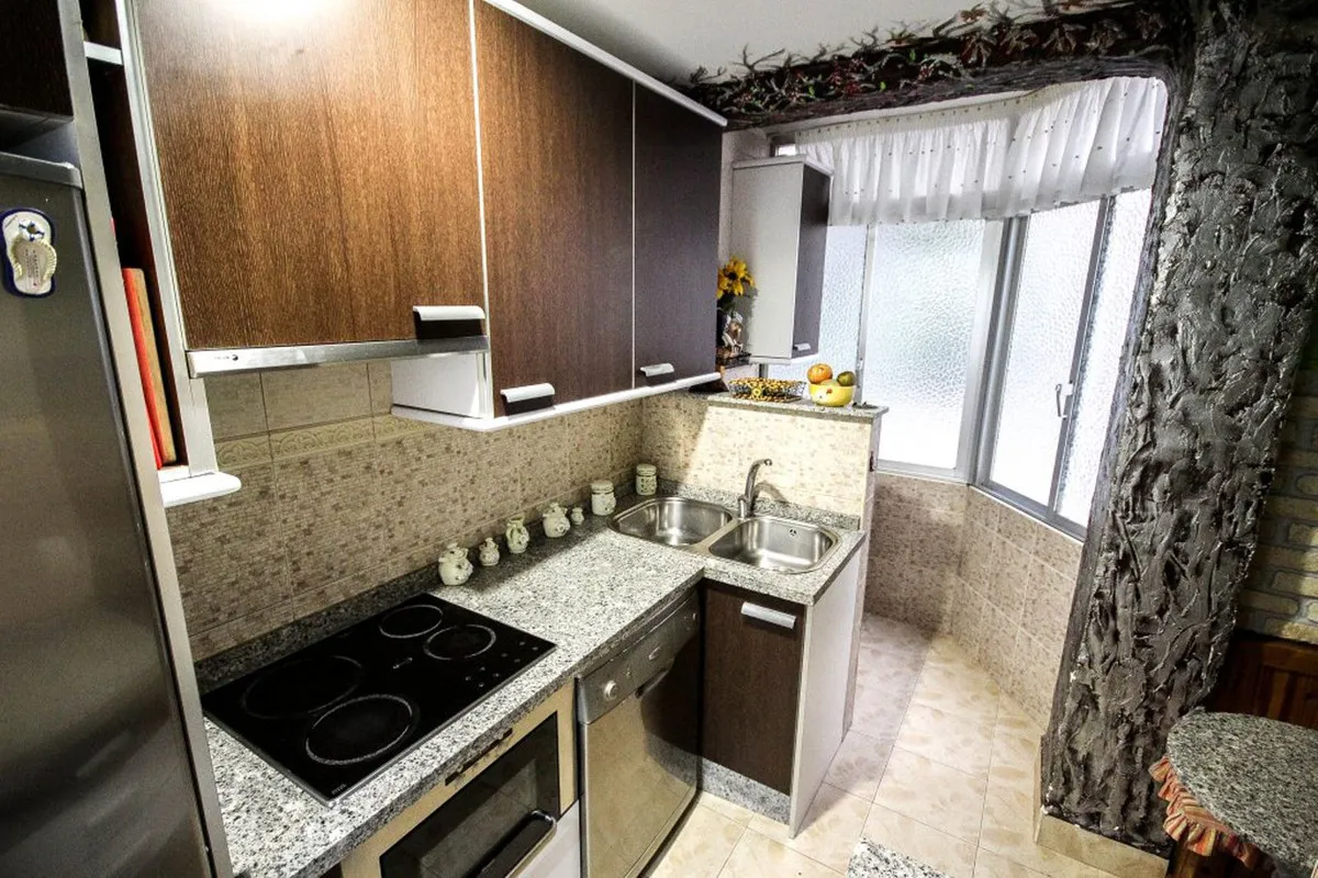 52bd17a0-1a93-4166-be7c-05a2eace59ce