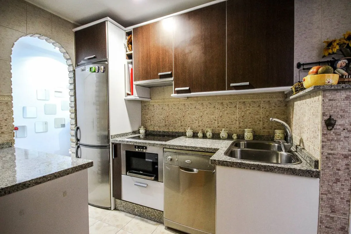 c0df5fa8-b6e0-42d1-b9f9-c8e573e9ebd6