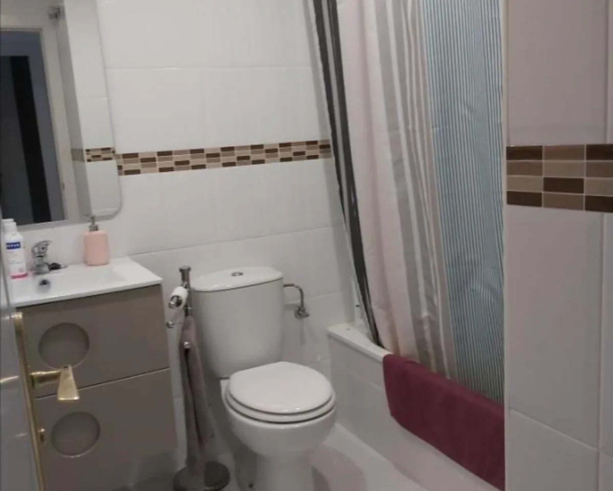 c189e433-a5e1-4950-b60d-4e6408402ae8