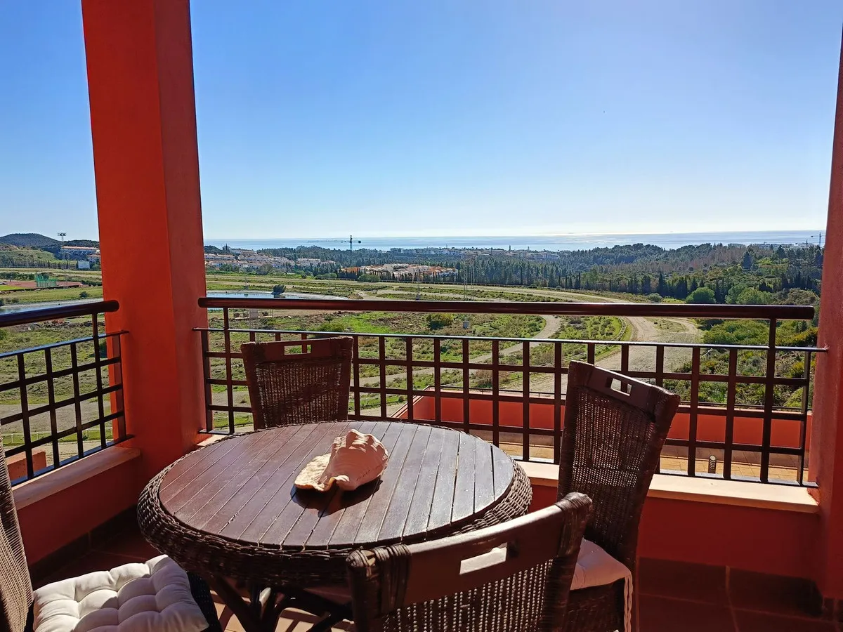 c2d283f2-fe3d-4ab2-95e2-bff930796fab