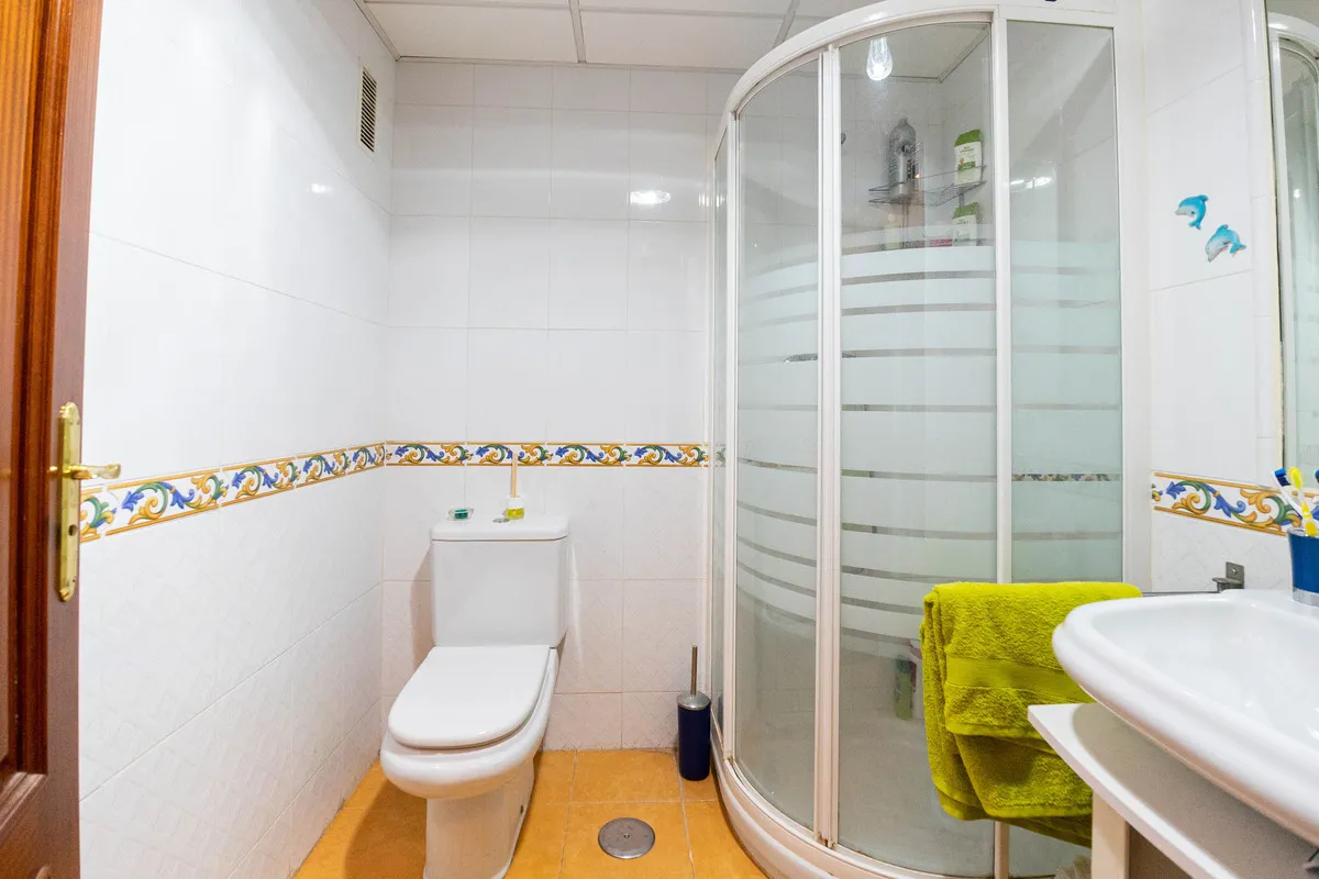 c0c82950-9a90-476a-ad5e-56dfeb361534