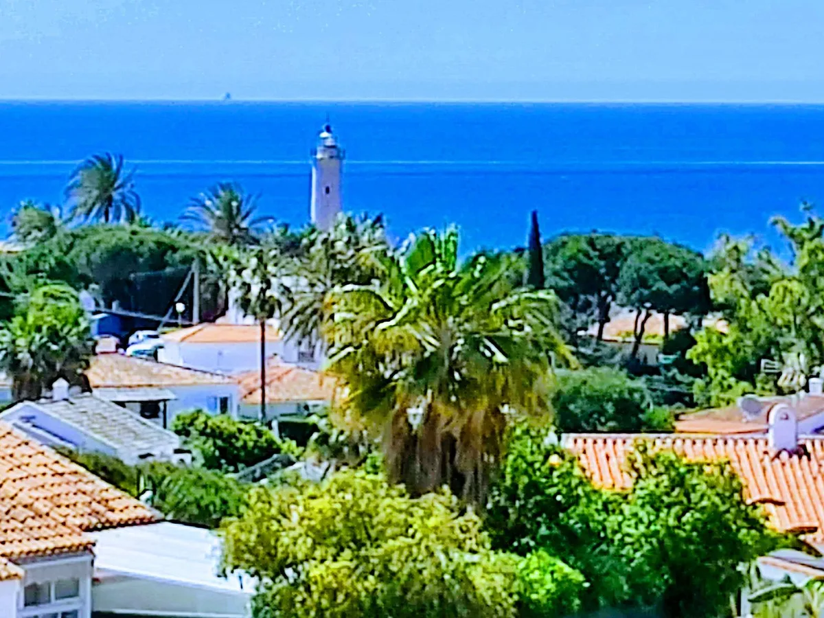 1ea185d8-f68d-432b-98c3-42eb8eb68dc8