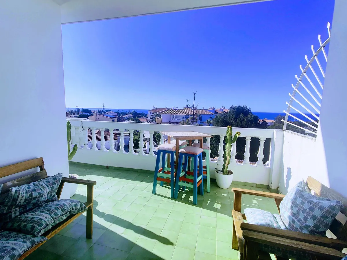 53c18a34-c651-4859-97ed-31ac271d7bd1