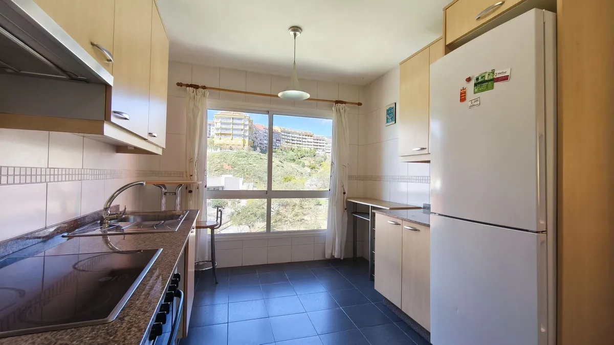 c40ad3cc-9710-4210-aaf3-cbfcf35a34d7